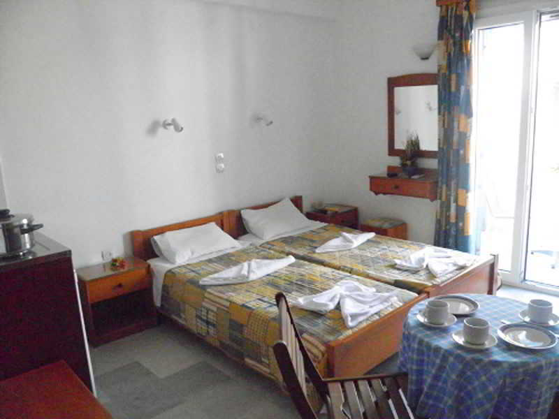Rea Hotel apartamentowy Naxos City